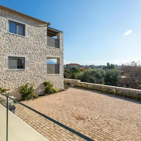 Linari Holiday home Stoupa