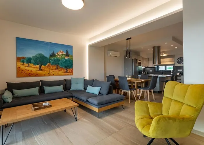 Linari Casa de Férias *